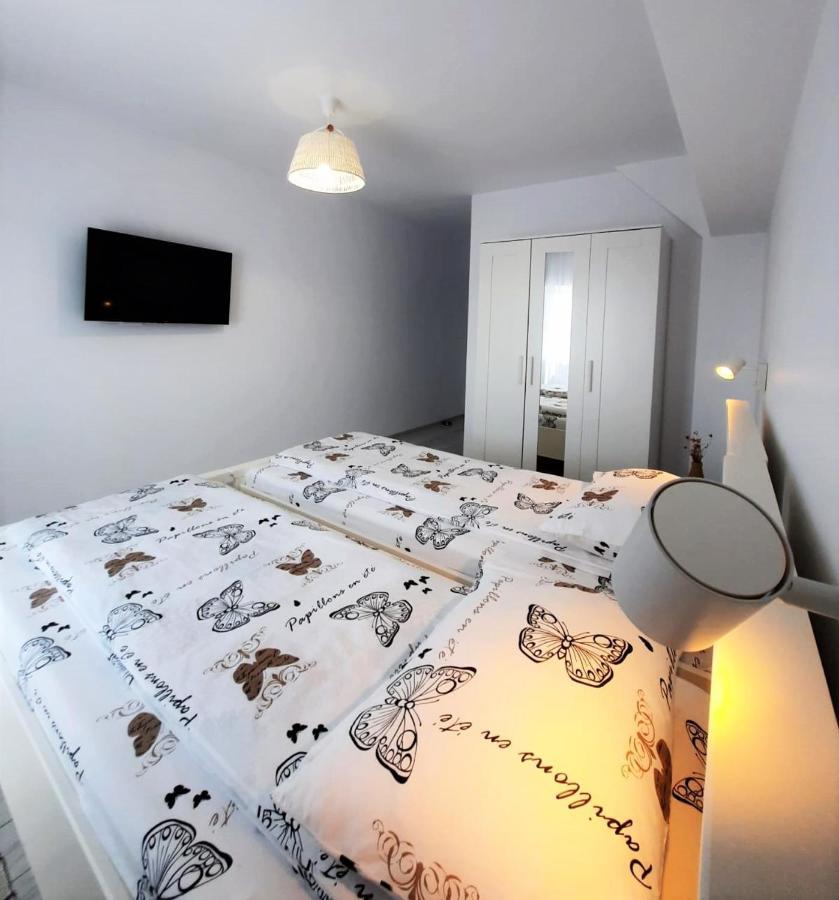 Hotel Casa Calin Crișan Zewnętrze zdjęcie